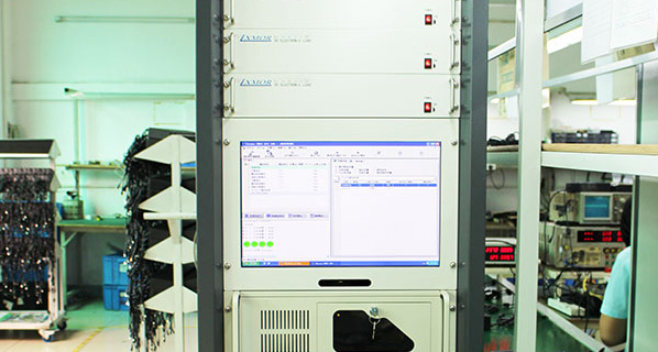 文通电源适配器测试设备——综合测试仪的特点