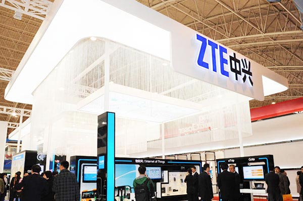 中兴通讯200W桌面式电源适配器定制案例